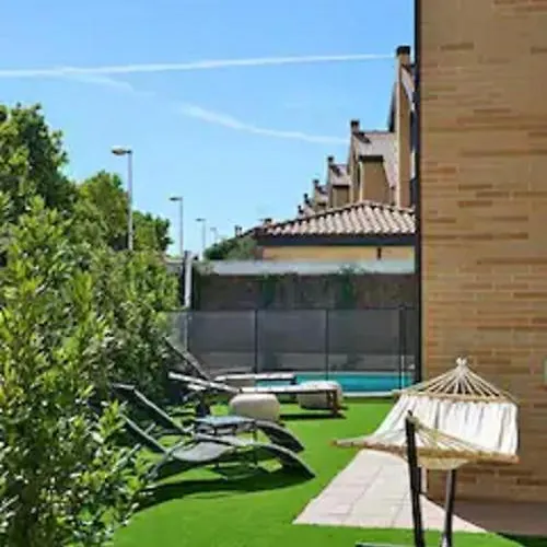 Luxury Villa Pool And Free Parking Gran Via Madrid Centro Zbe