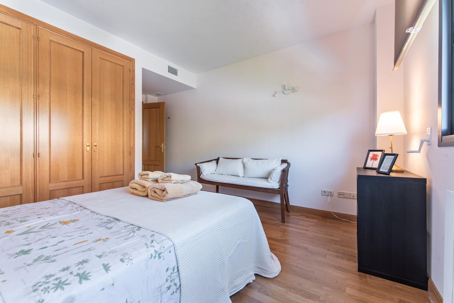 Ferienhaus Luxury Pool And Free Parking Gran Via Madrid Centro Zbe
